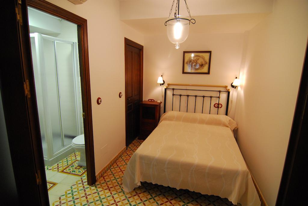 Apartamentos San Juan 16 Archidona Exterior foto